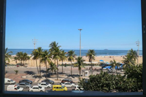 Apartamento grande com vista frente mar Copacabana